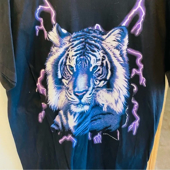 AMERICAN THUNDER X Tiger Lightning Tee Shirt Vintage Rare